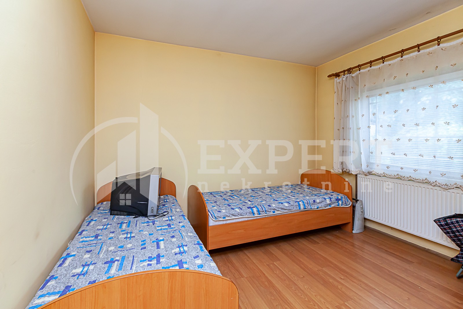 četvorosobna kuća, 204 m2, Durlan, Knjazevačka ID: p-09337 21