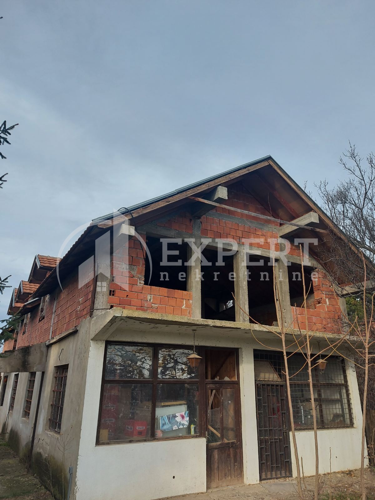 četvorosobna kuća, 212 m2, Draževac, Autoput ID: p-05444 3