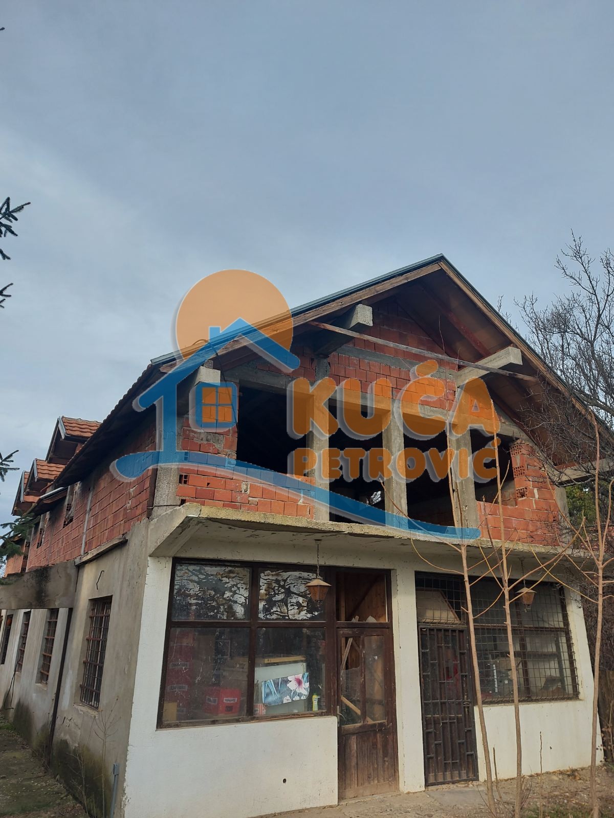 četvorosobna kuća, 212 m2, Draževac, Autoput ID: p-05444 3