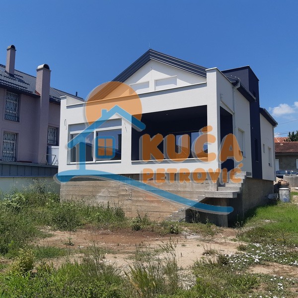 četvorosobna kuća, 220 m2, Donji Komren, Ratarska ID: p-09022 1