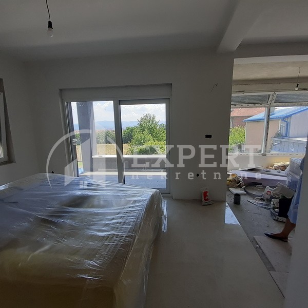 četvorosobna kuća, 220 m2, Donji Komren, Ratarska ID: p-09022 3