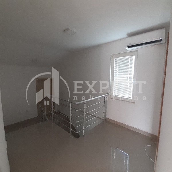 četvorosobna kuća, 220 m2, Palilula, Novo selo ID: p-09442 23