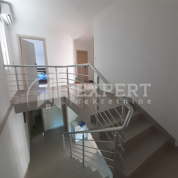 četvorosobna kuća, 220 m2, Palilula, Novo selo ID: p-09442 11