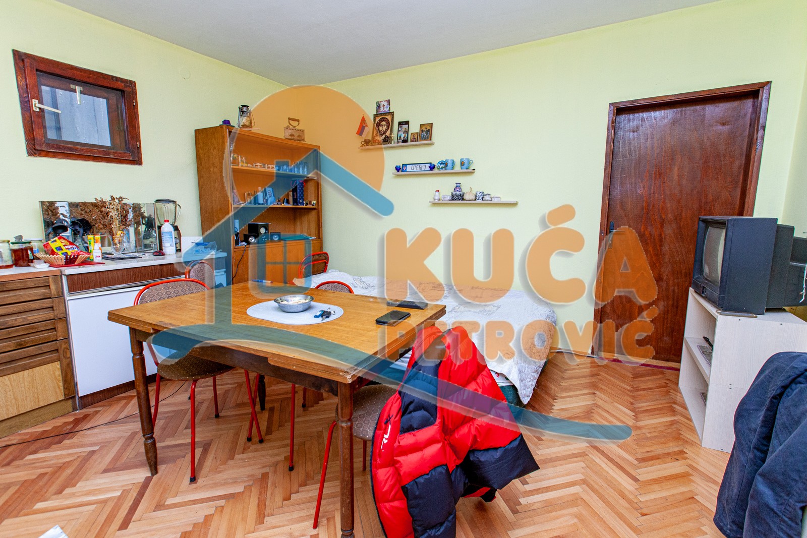 četvorosobna kuća, 221 m2, Centar, Mramorska ID: p-02658 13