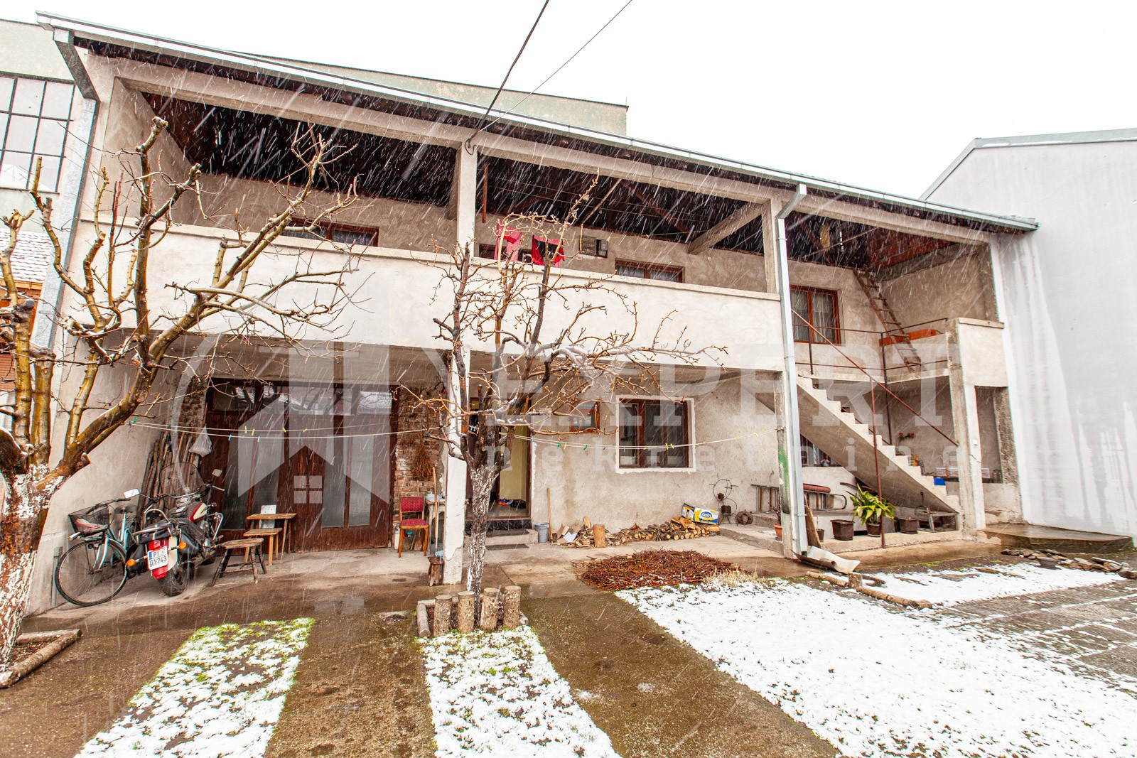 četvorosobna kuća, 221 m2, Centar, Mramorska ID: p-02658 11