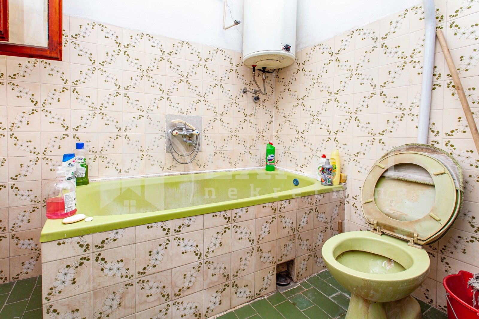 četvorosobna kuća, 221 m2, Centar, Mramorska ID: p-02658 8