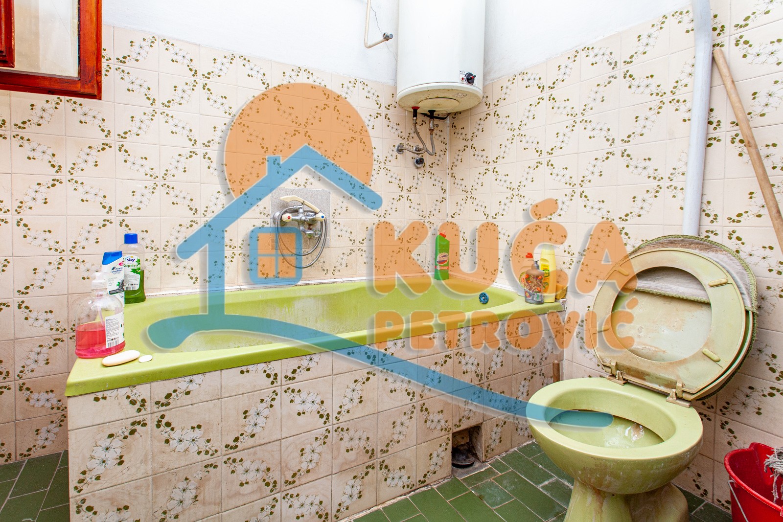 četvorosobna kuća, 221 m2, Centar, Mramorska ID: p-02658 8