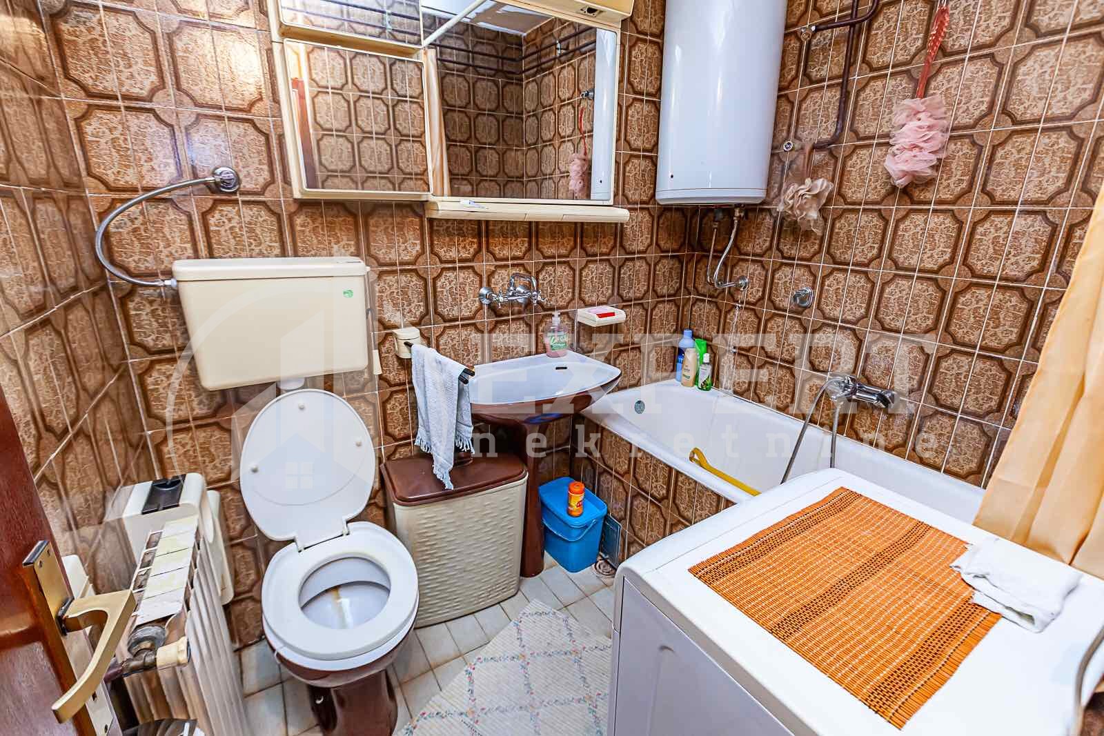 četvorosobna kuća, 235 m2, Obilićev Venac, Jug Bogdanova ID: p-011198 16