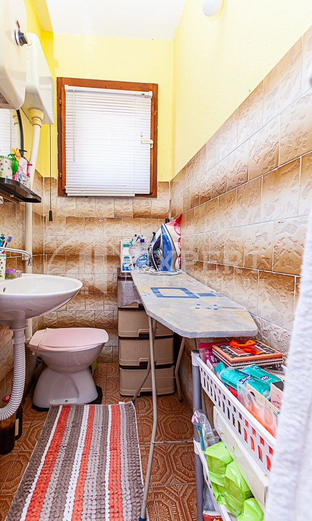 četvorosobna kuća, 237 m2, Palilula, Lole Stojanovića ID: p-09616 11