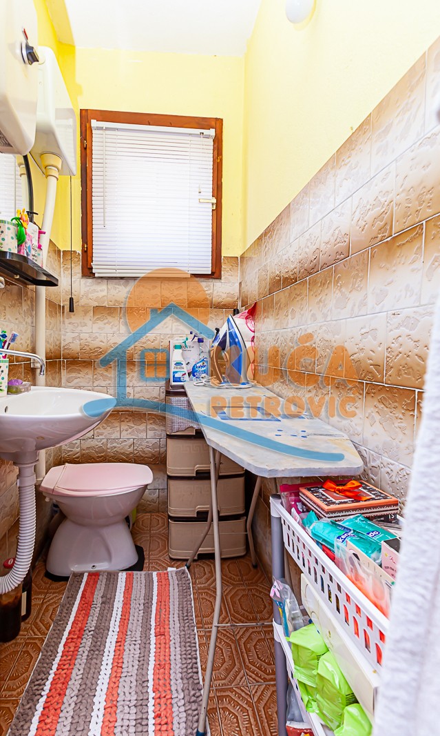 četvorosobna kuća, 237 m2, Palilula, Lole Stojanovića ID: p-09616 11