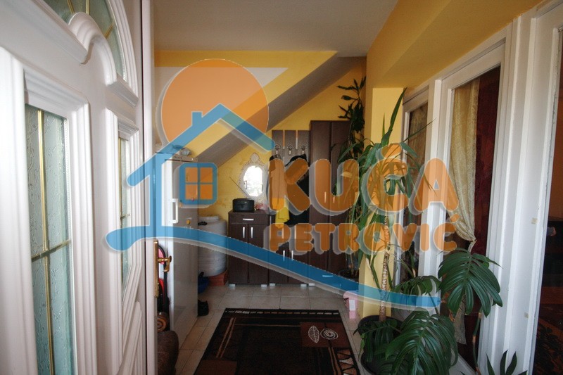 četvorosobna kuća, 243 m2, Crveni krst, Moravska ID: p-01788 2