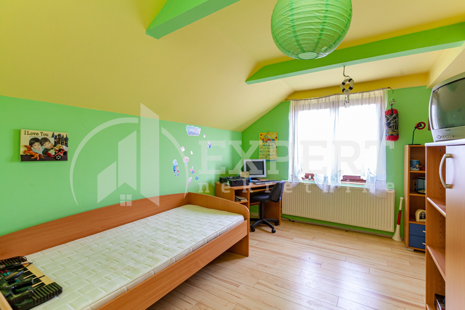 četvorosobna kuća, 248 m2, Niška Banja, Bulevar svetog cara ID: p-06630 13