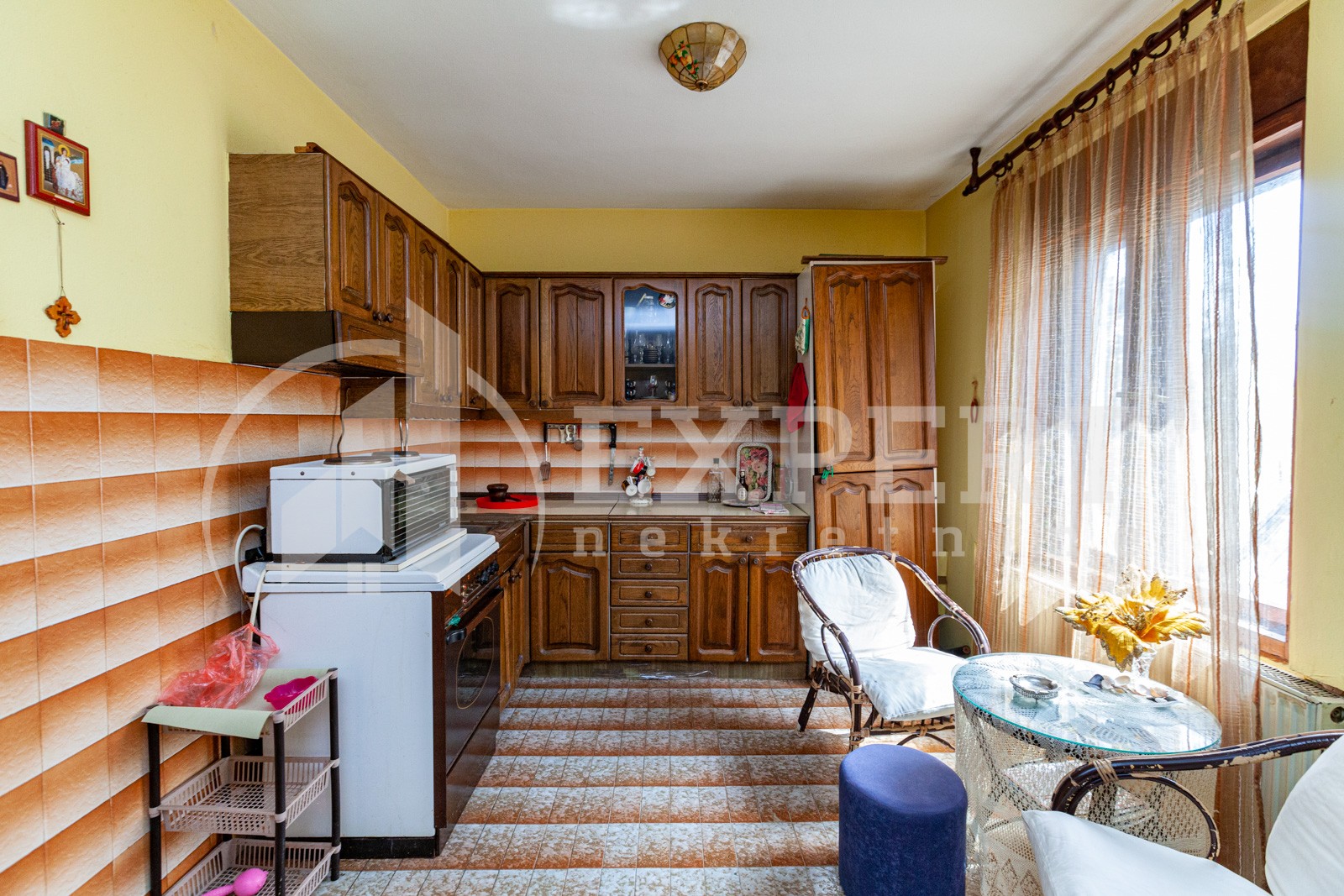 četvorosobna kuća, 248 m2, Niška Banja, Bulevar svetog cara ID: p-06630 7