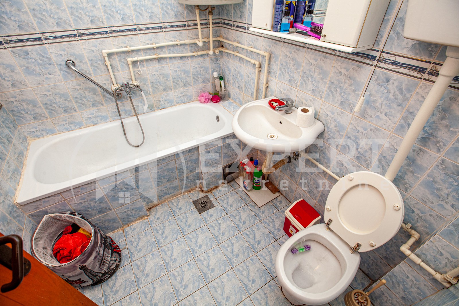 četvorosobna kuća, 250 m2, Crveni krst, Moravska ID: p-03569 18