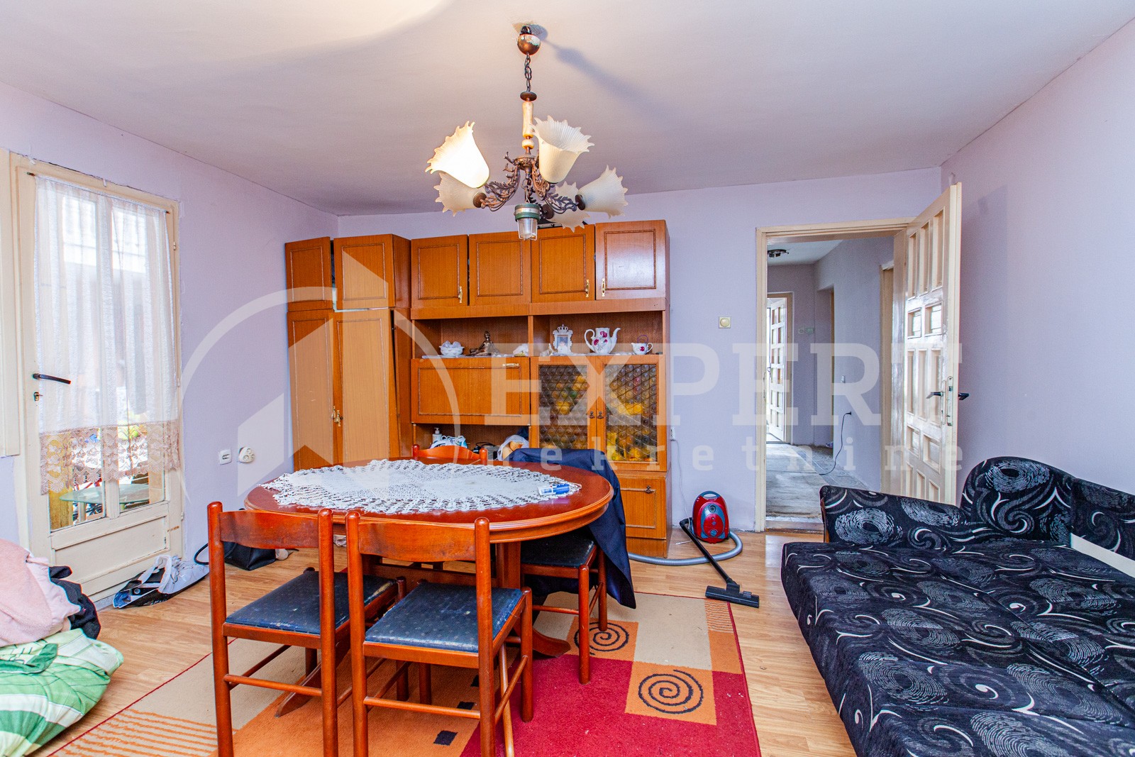 četvorosobna kuća, 250 m2, Crveni krst, Moravska ID: p-03569 9