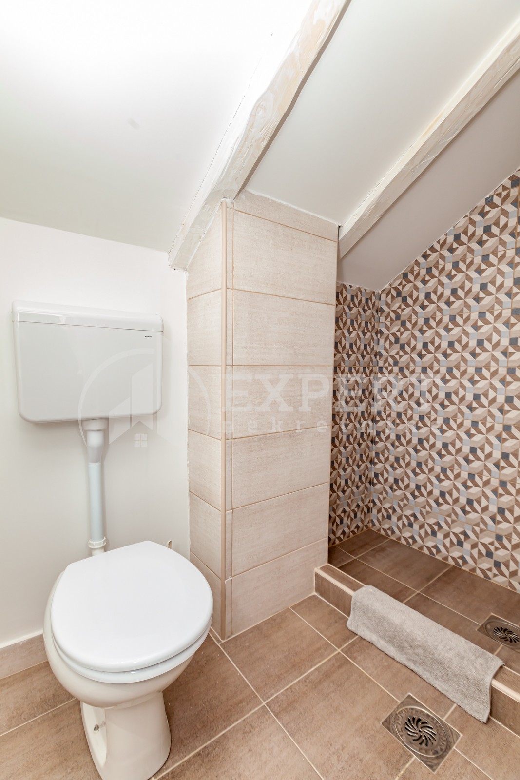 četvorosobna kuća, 250 m2, Kičevo, Stevana Nemanje ID: p-08566 15