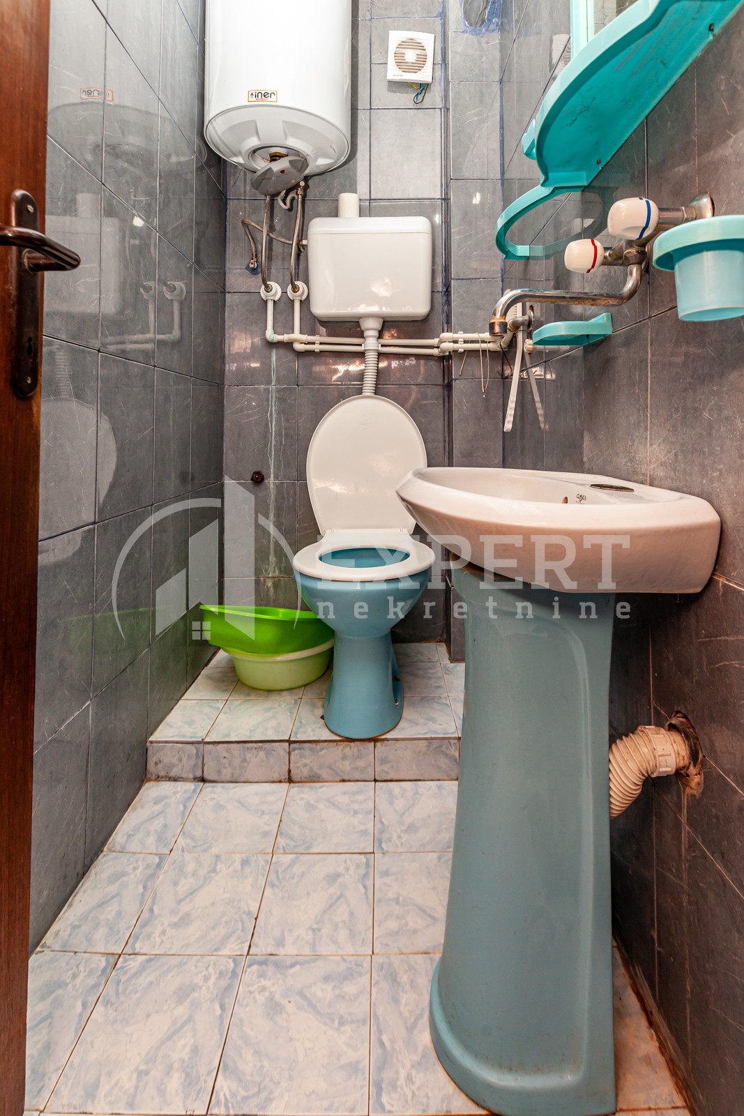 četvorosobna kuća, 250 m2, Sićevo, Sićevo ID: p-08432 22