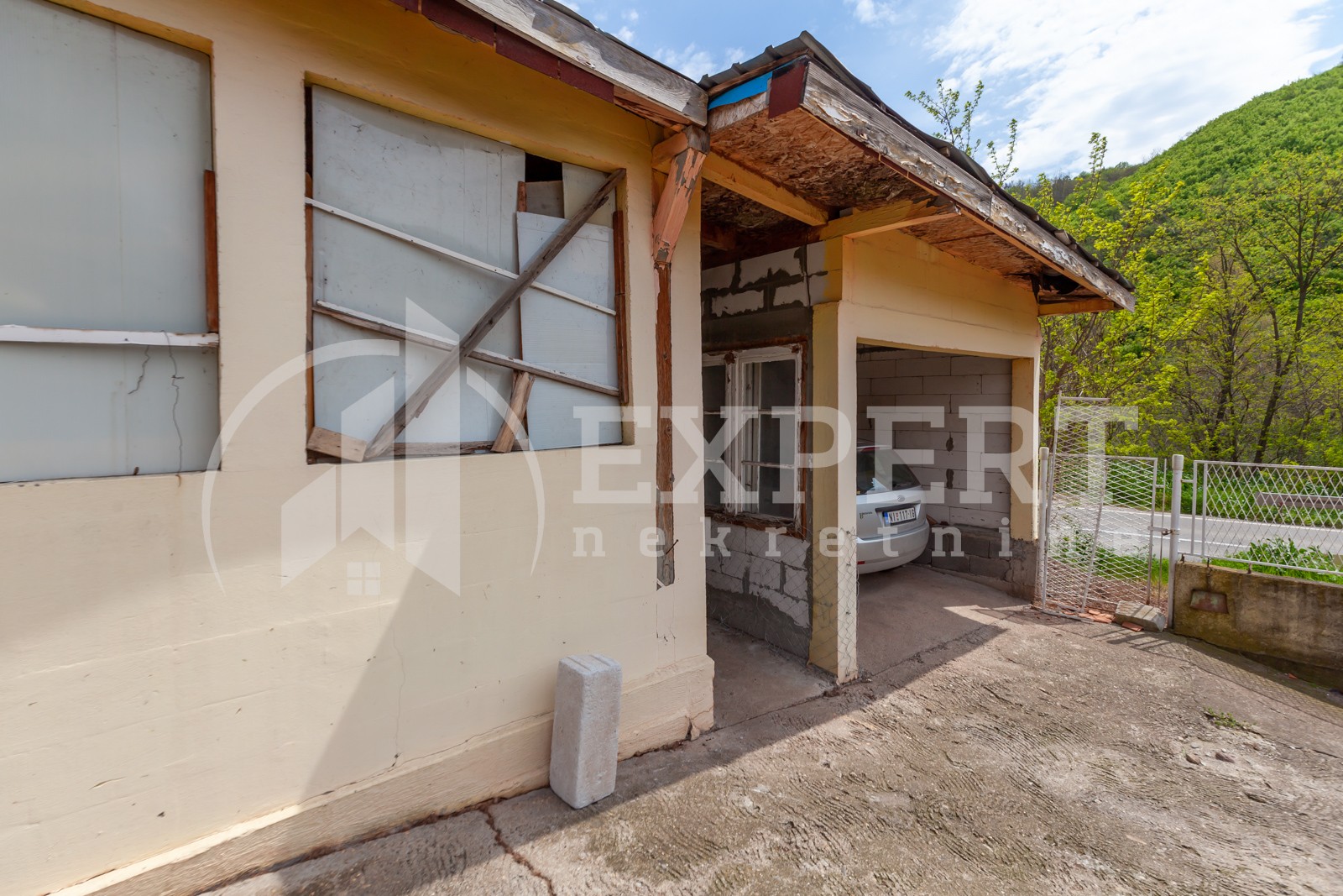 četvorosobna kuća, 250 m2, Sićevo, Sićevo ID: p-08432 4
