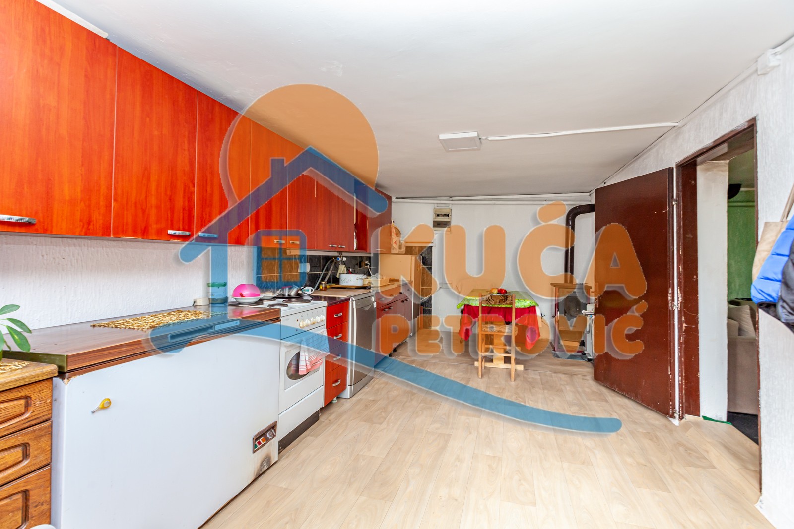 četvorosobna kuća, 250 m2, Sićevo, Sićevo ID: p-08432 30