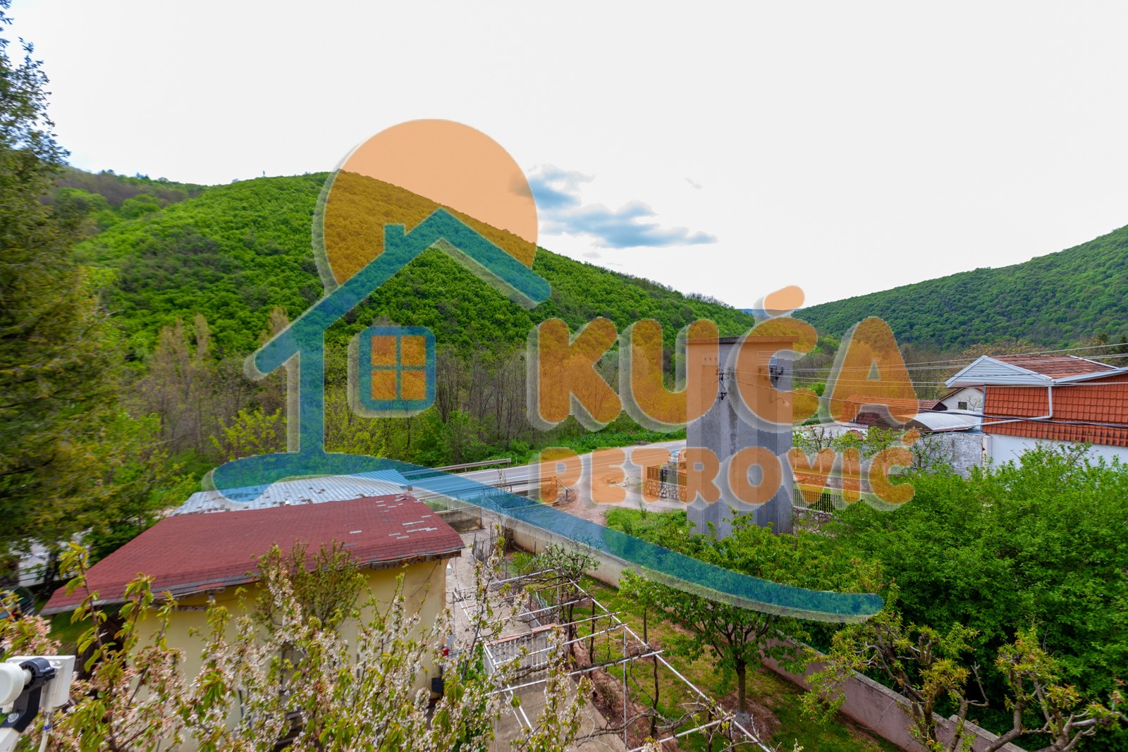 četvorosobna kuća, 250 m2, Sićevo, Sićevo ID: p-08432 19
