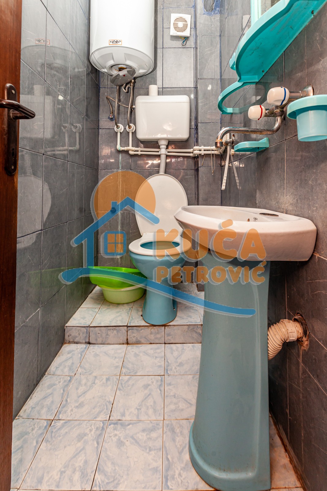 četvorosobna kuća, 250 m2, Sićevo, Sićevo ID: p-08432 22