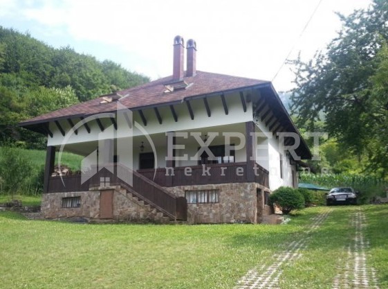 četvorosobna kuća, 260 m2, Gornja Studena, Niška Banja ID: p-09775 1