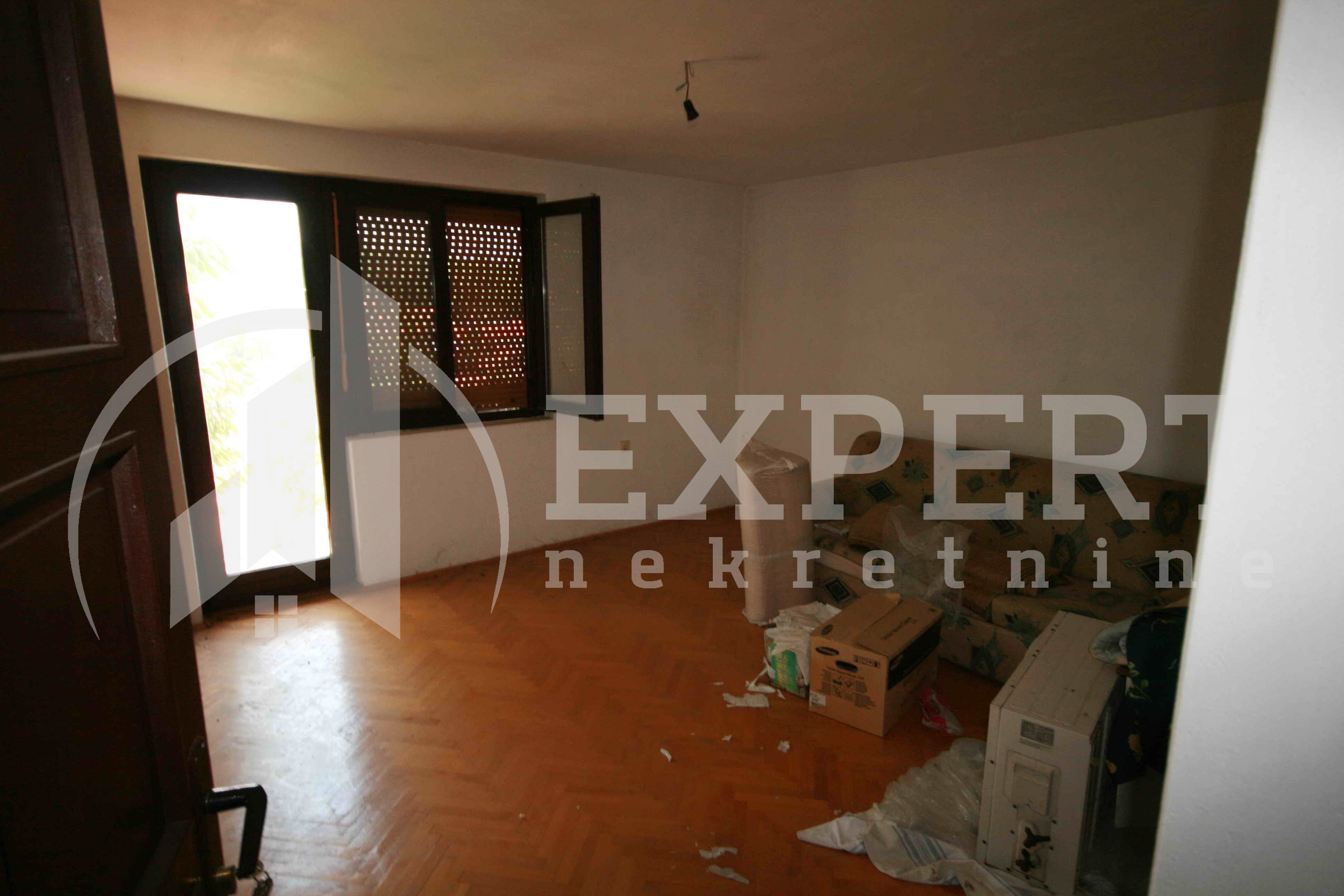 četvorosobna kuća, 261 m2, Palilula, Kalač brdo ID: p-0311 7