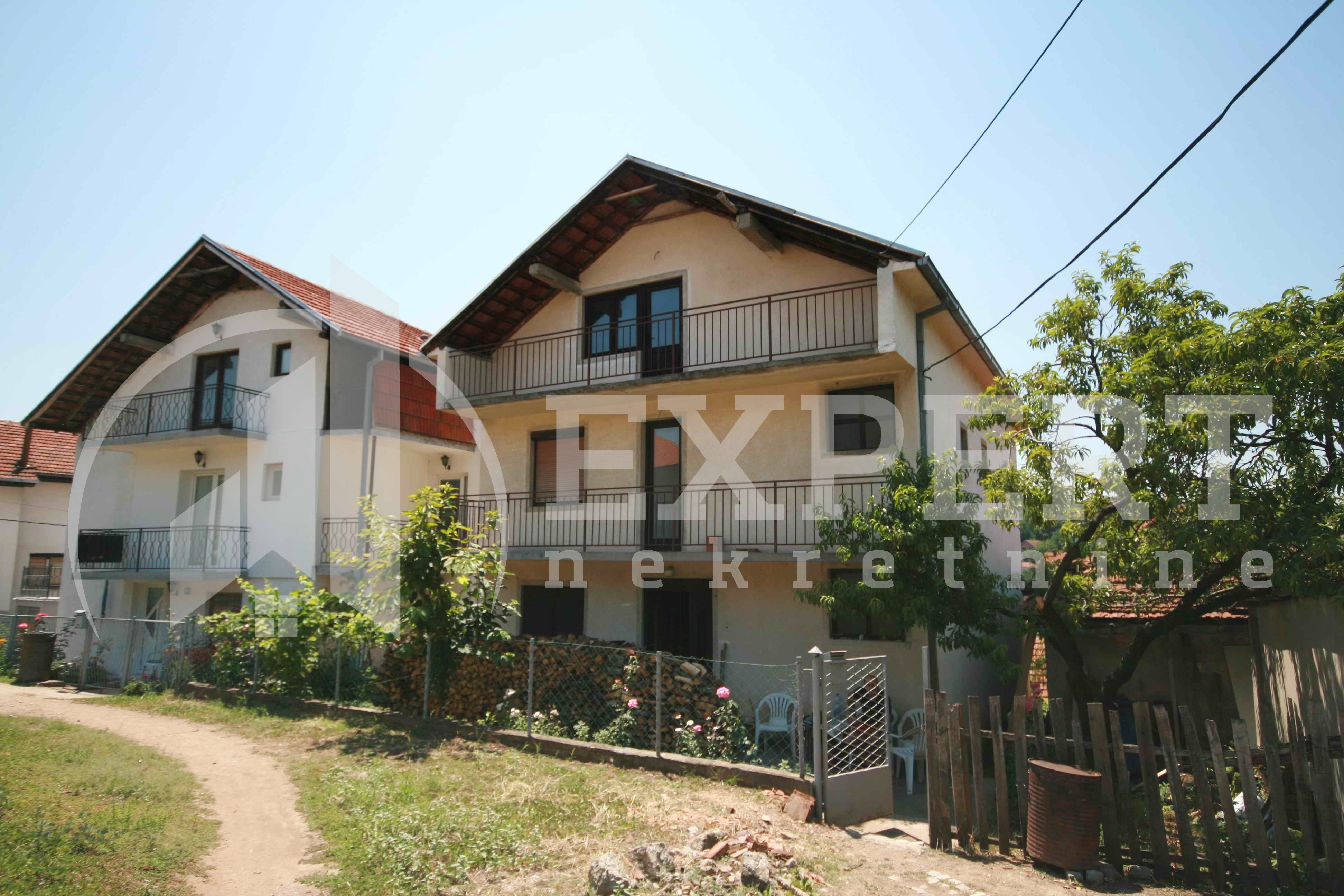 četvorosobna kuća, 261 m2, Palilula, Kalač brdo ID: p-0311 1