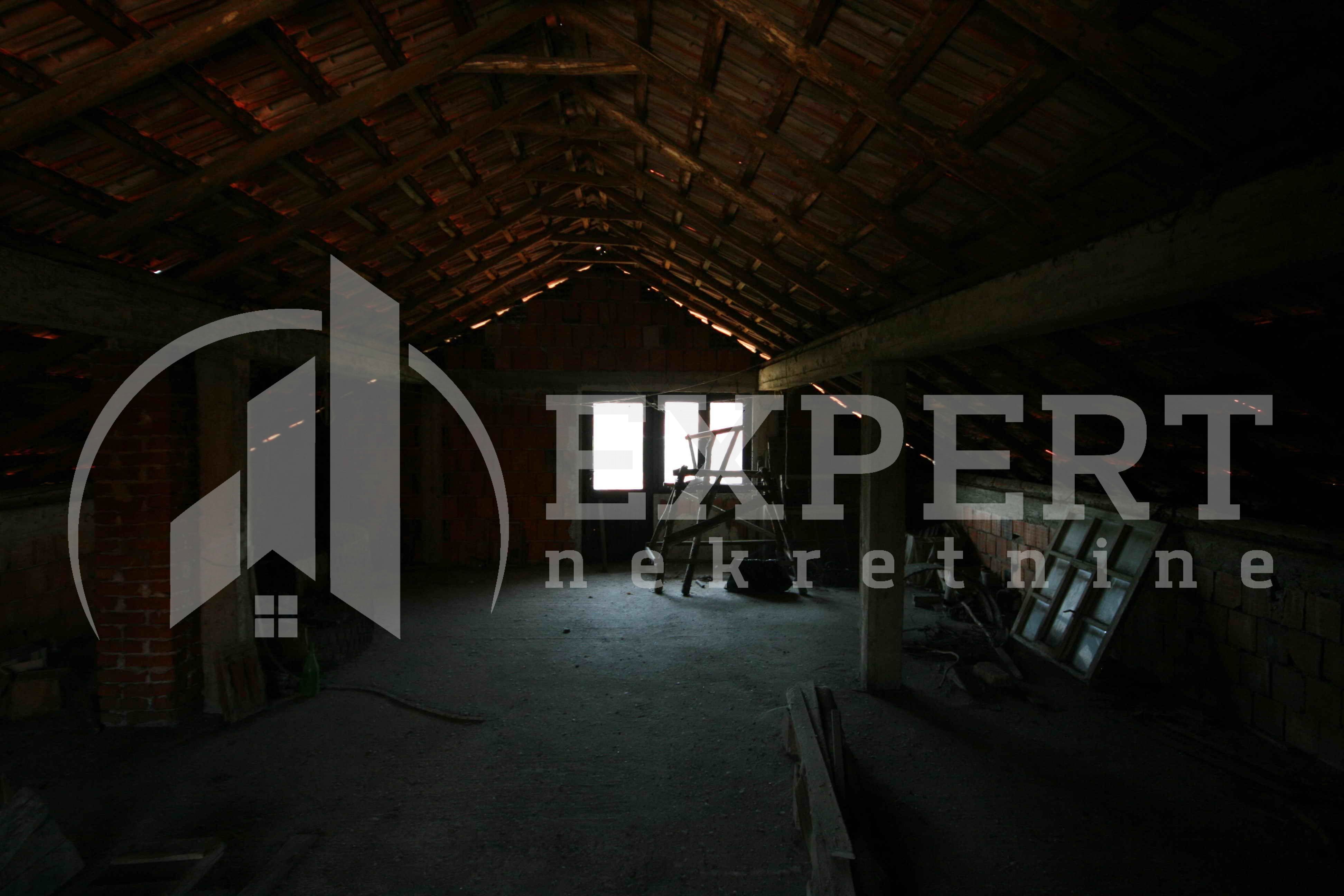 četvorosobna kuća, 261 m2, Palilula, Kalač brdo ID: p-0311 3