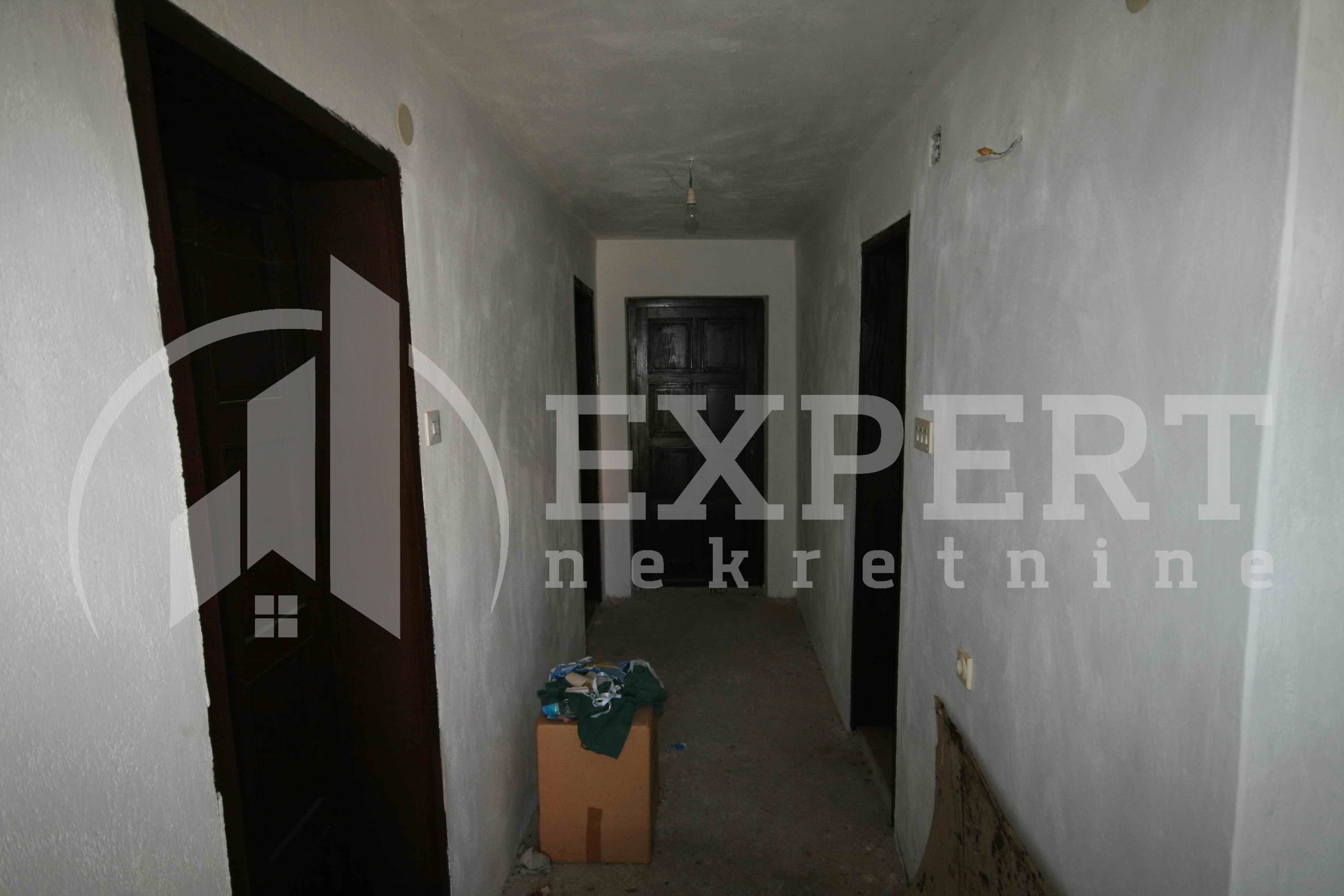 četvorosobna kuća, 261 m2, Palilula, Kalač brdo ID: p-0311 4