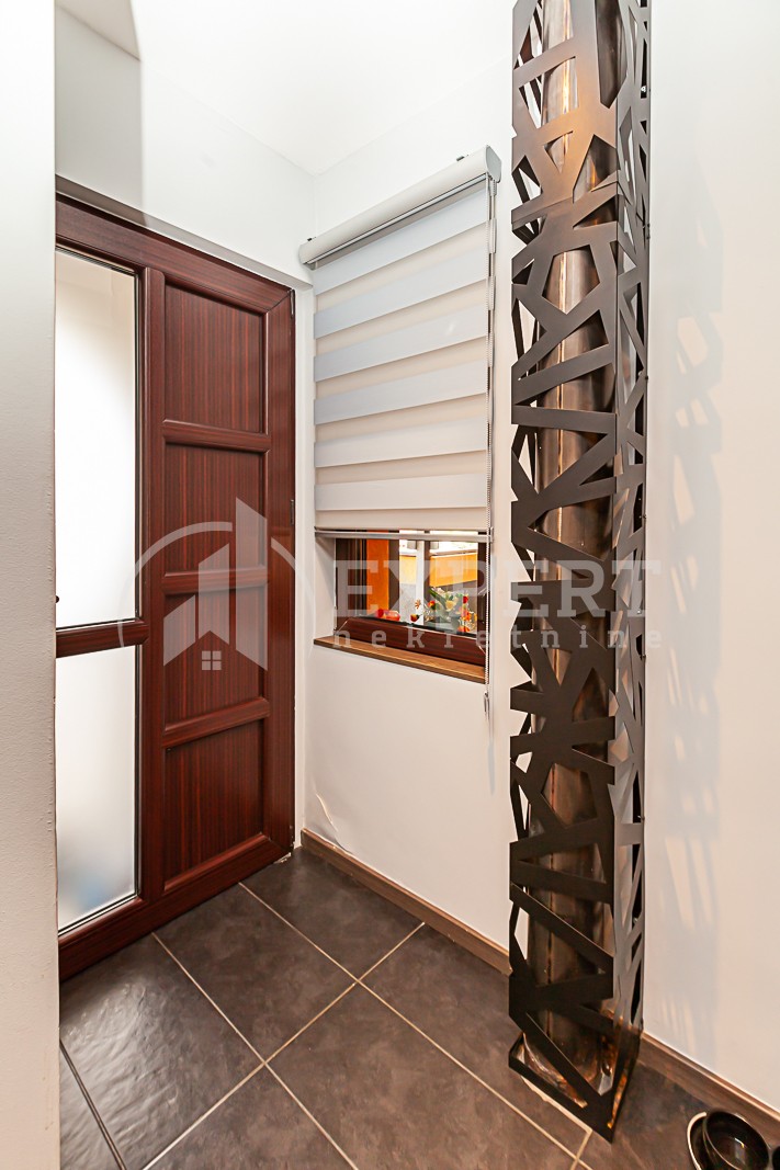 četvorosobna kuća, 265 m2, Čair, Ljube Nenadovića ID: p-09355 7