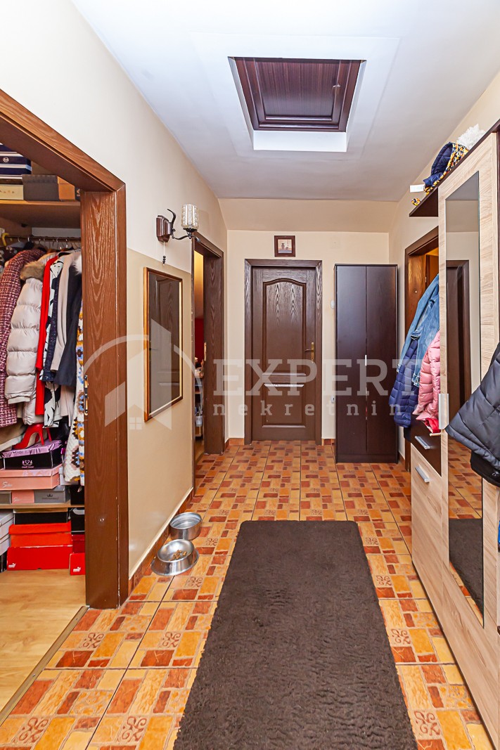 četvorosobna kuća, 265 m2, Čair, Ljube Nenadovića ID: p-09355 21