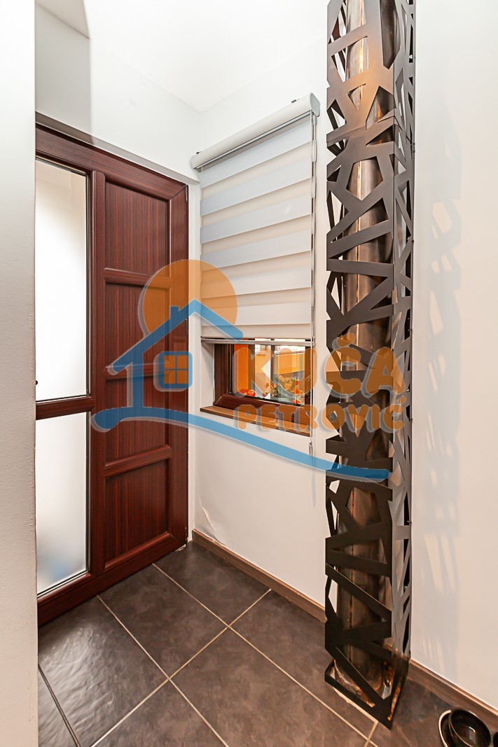 četvorosobna kuća, 265 m2, Čair, Ljube Nenadovića ID: p-09355 7