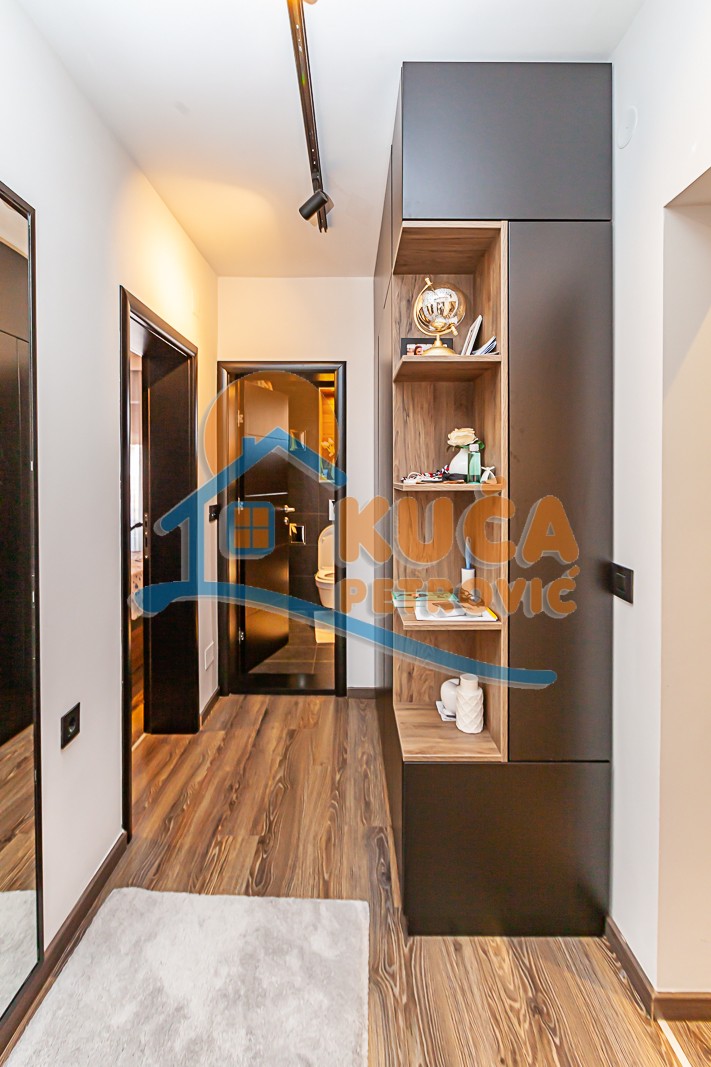 četvorosobna kuća, 265 m2, Čair, Ljube Nenadovića ID: p-09355 8