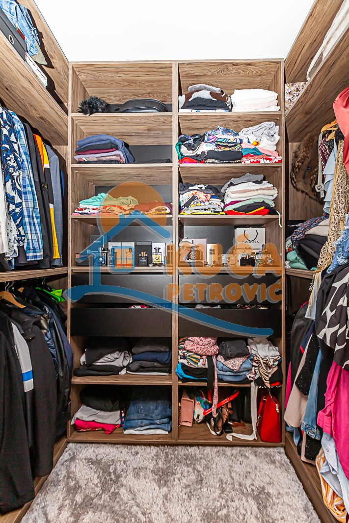 četvorosobna kuća, 265 m2, Čair, Ljube Nenadovića ID: p-09355 13