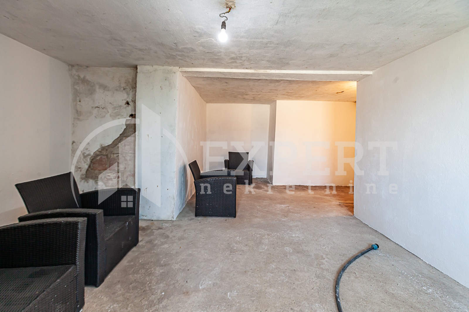 četvorosobna kuća, 270 m2, Palilula, Donjovlaška prilaz 3 ID: p-09847 7