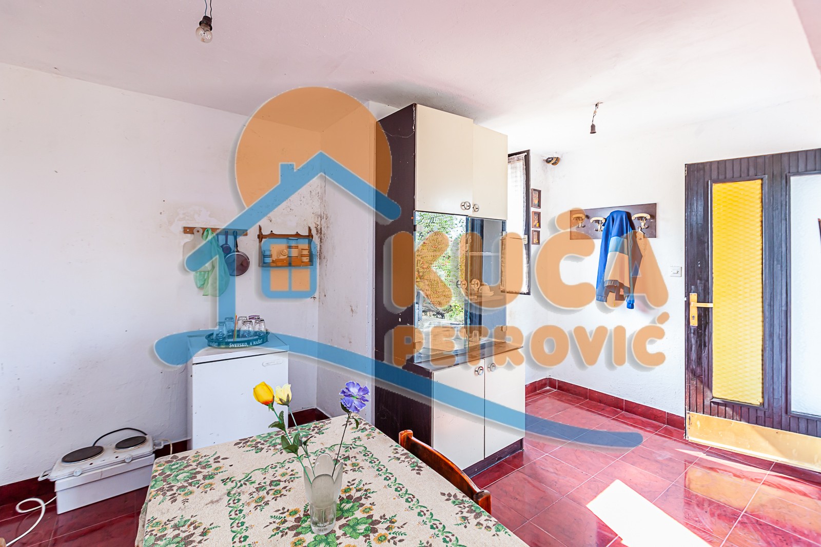 četvorosobna kuća, 270 m2, Palilula, Donjovlaška prilaz 3 ID: p-09847 6