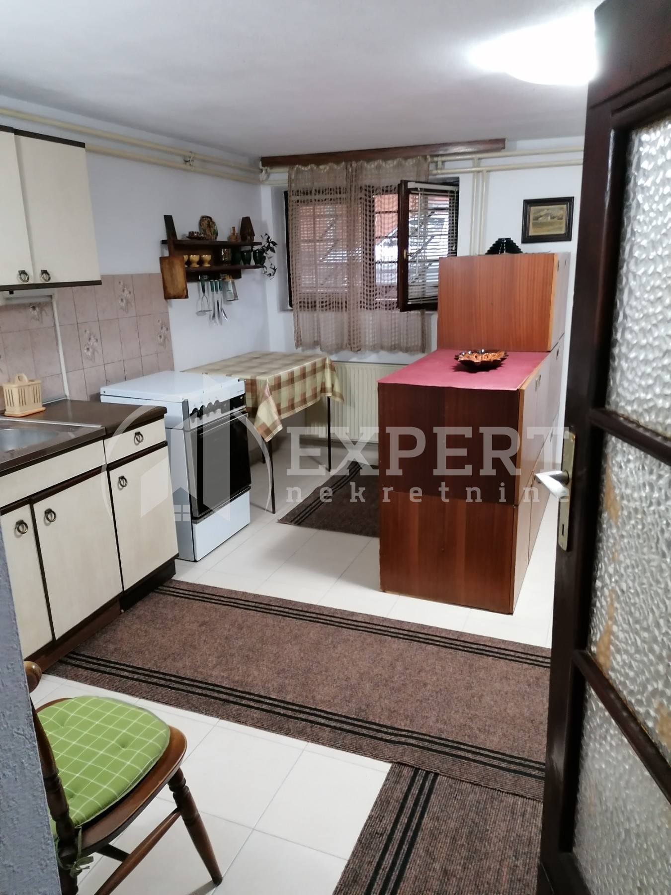 četvorosobna kuća, 275 m2, Centar, Jeronimova ID: p-07609 23