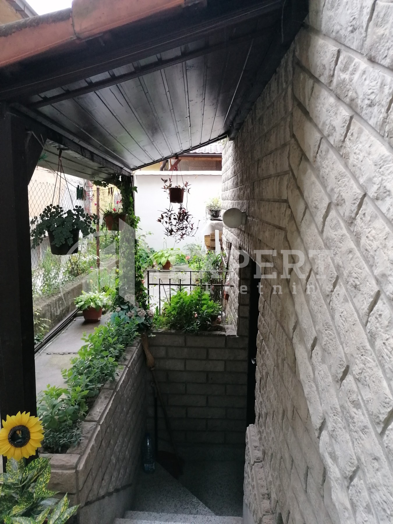 četvorosobna kuća, 275 m2, Centar, Jeronimova ID: p-07609 27