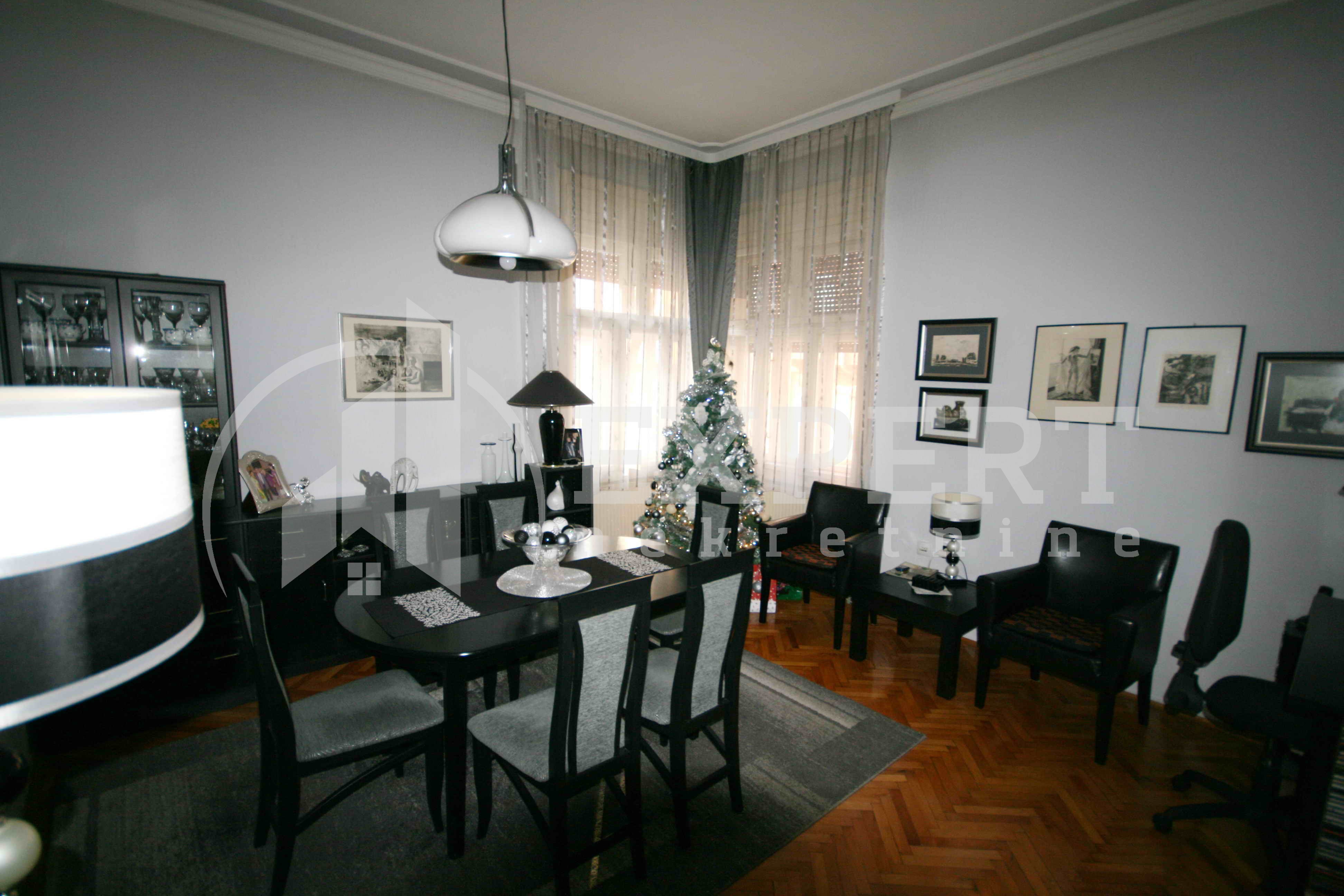 četvorosobna kuća, 275 m2, Centar, Jeronimova ID: p-07609 4