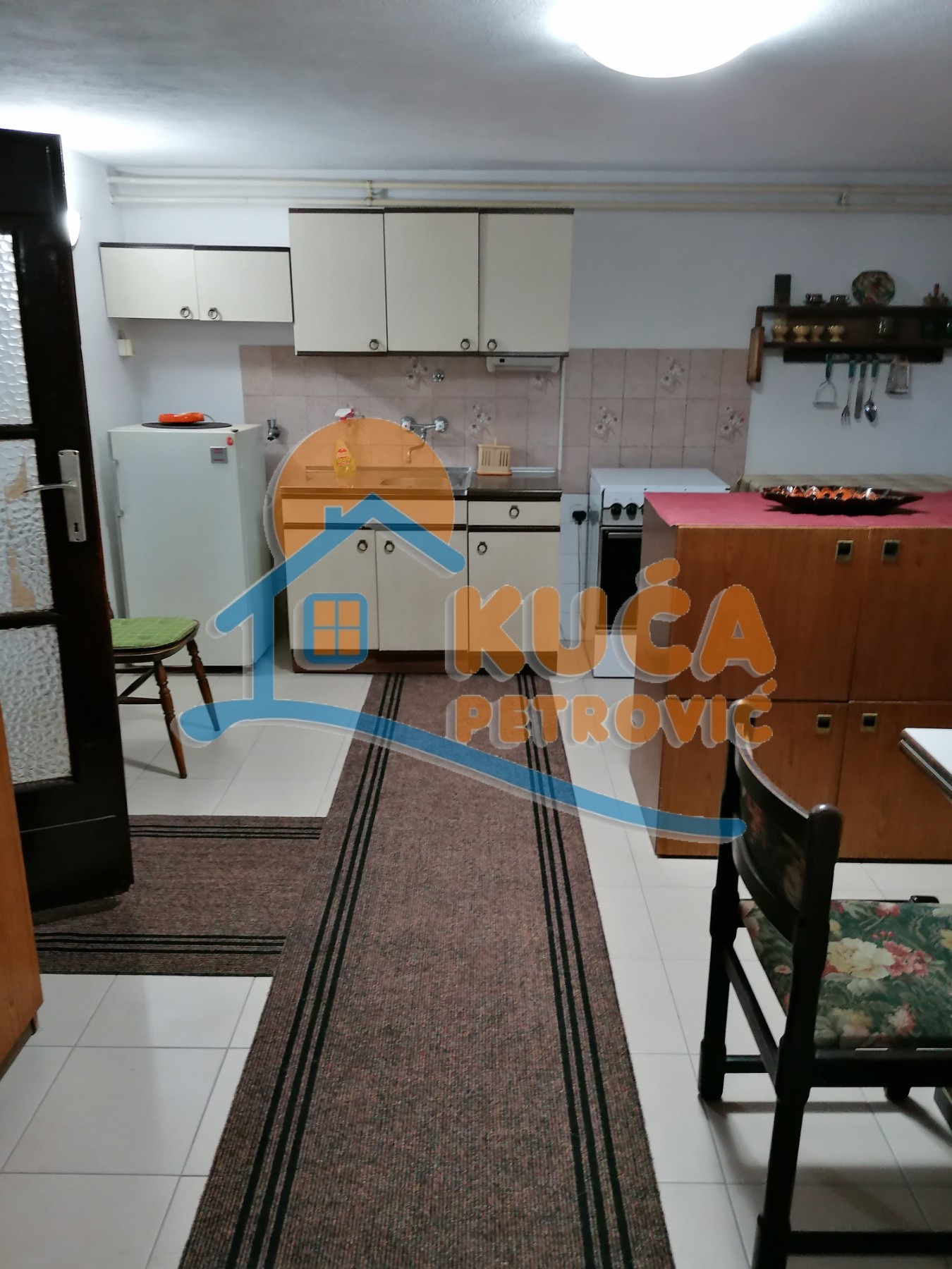 četvorosobna kuća, 275 m2, Centar, Jeronimova ID: p-07609 21