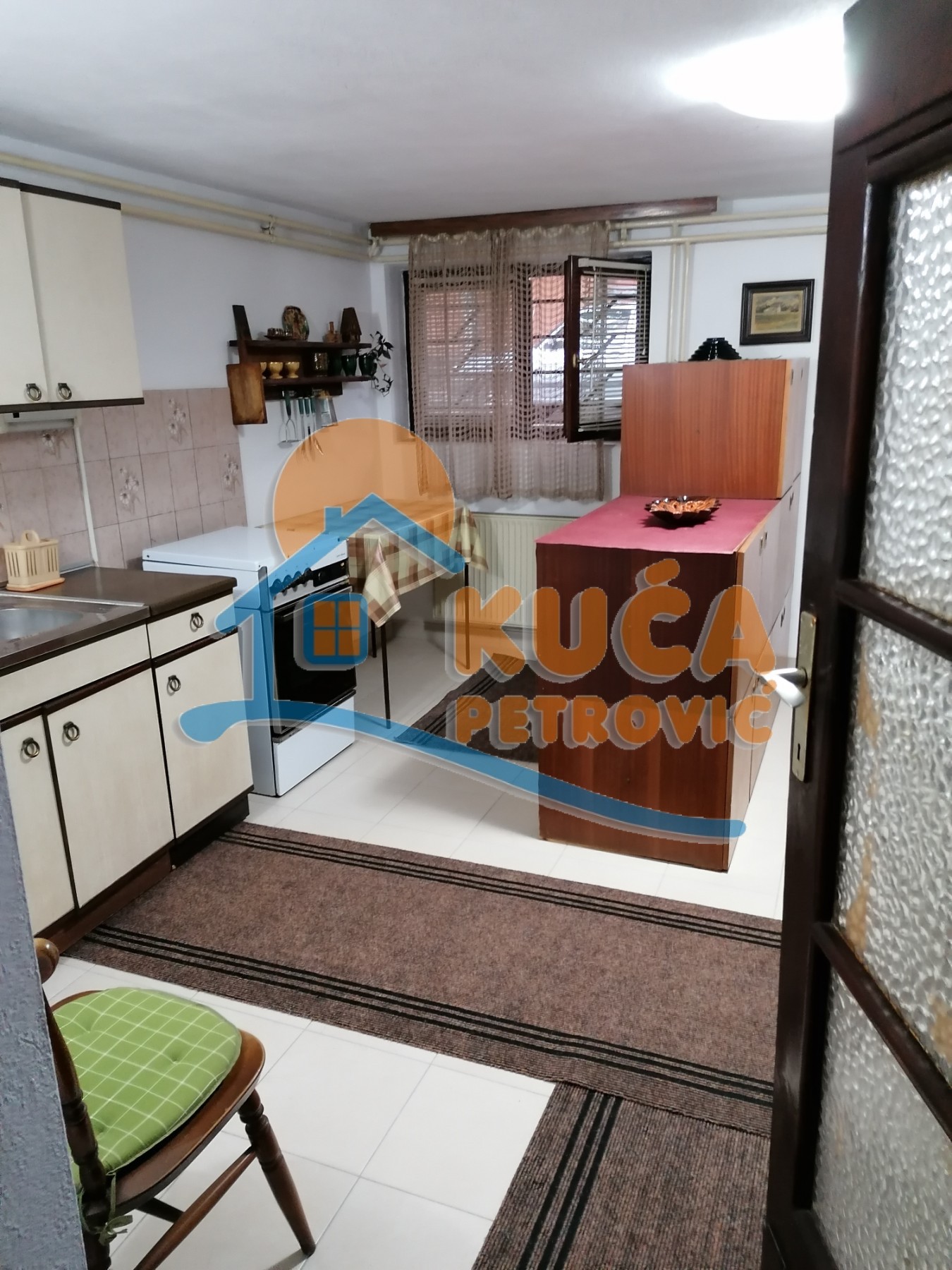 četvorosobna kuća, 275 m2, Centar, Jeronimova ID: p-07609 23