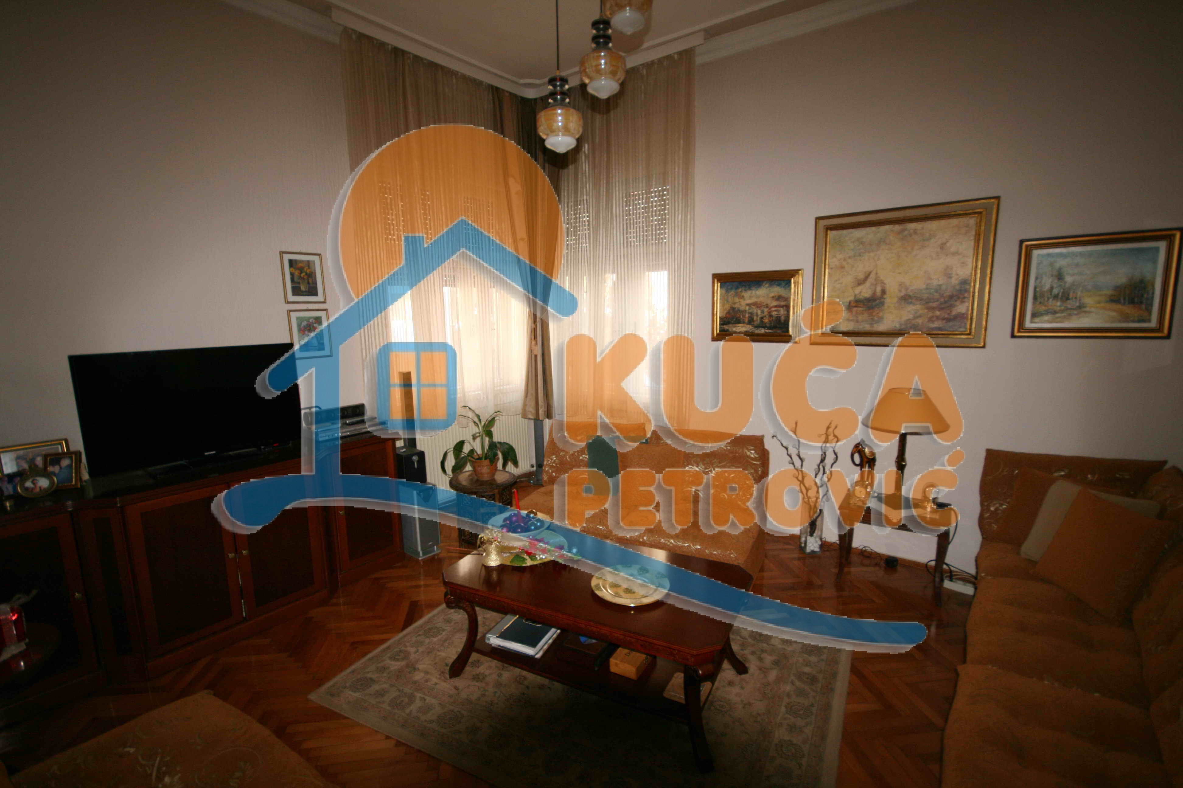 četvorosobna kuća, 275 m2, Centar, Jeronimova ID: p-07609 2