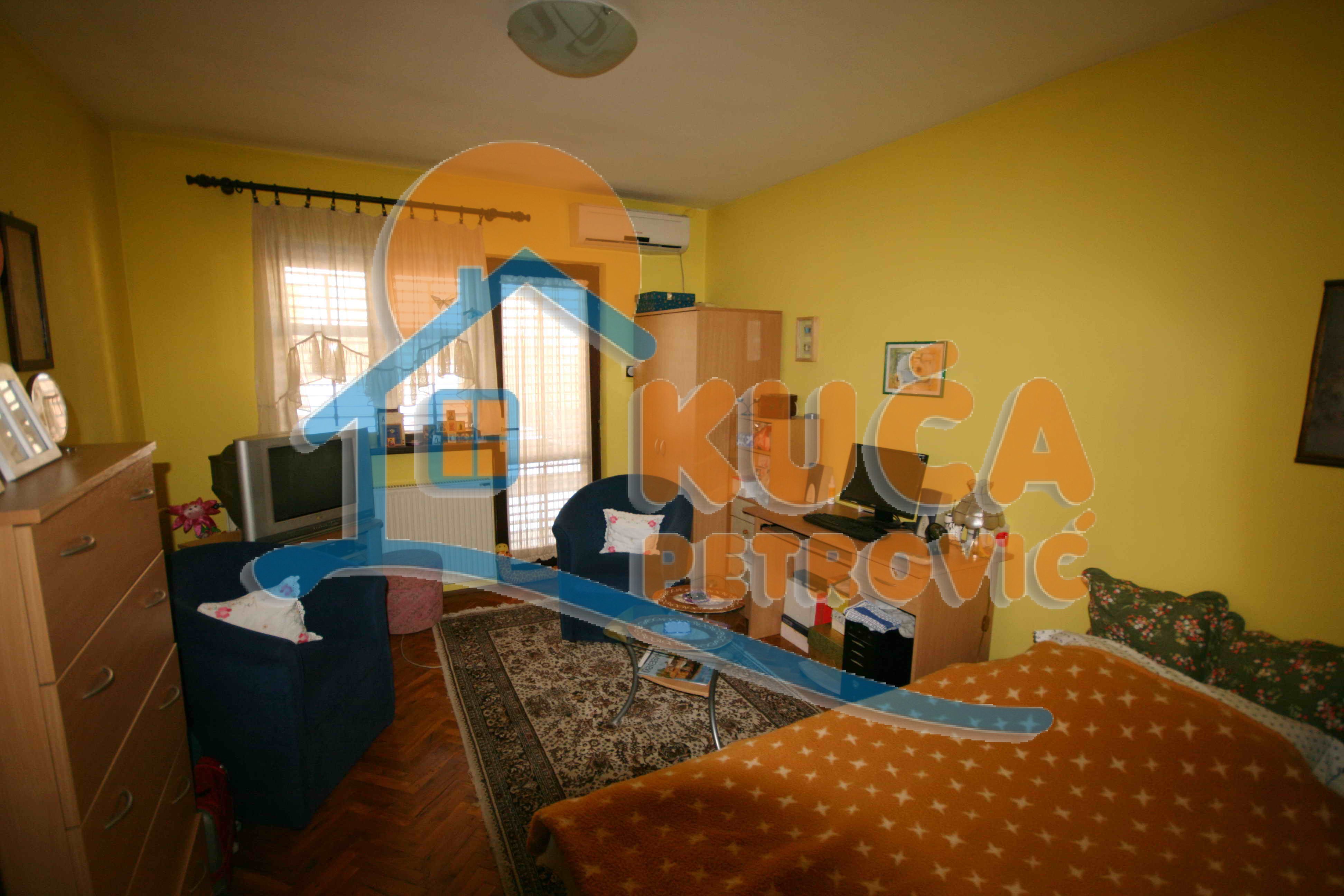 četvorosobna kuća, 275 m2, Centar, Jeronimova ID: p-07609 7