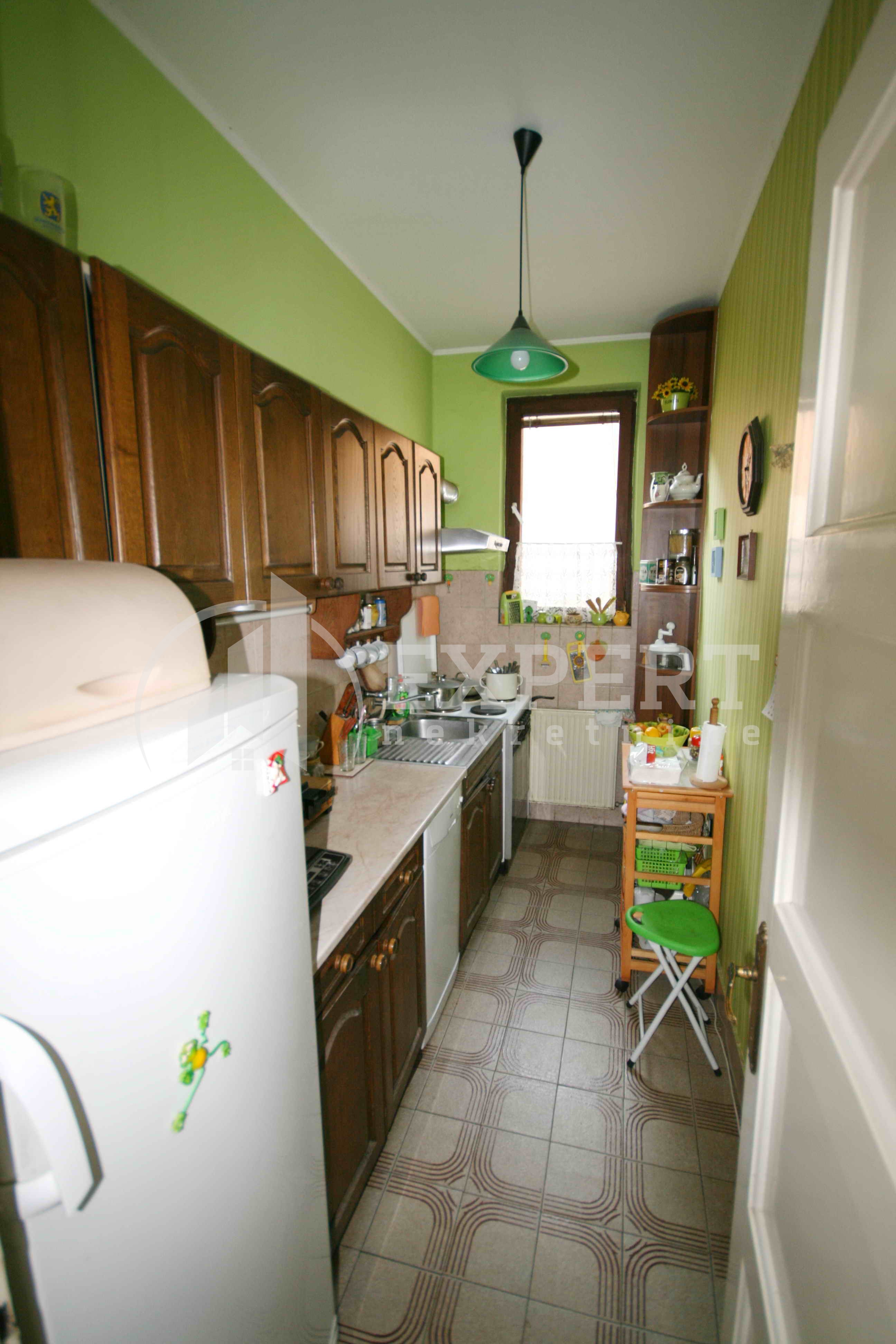 četvorosobna kuća, 275 m2, Centar, Jeronimova ID: p-07609 11