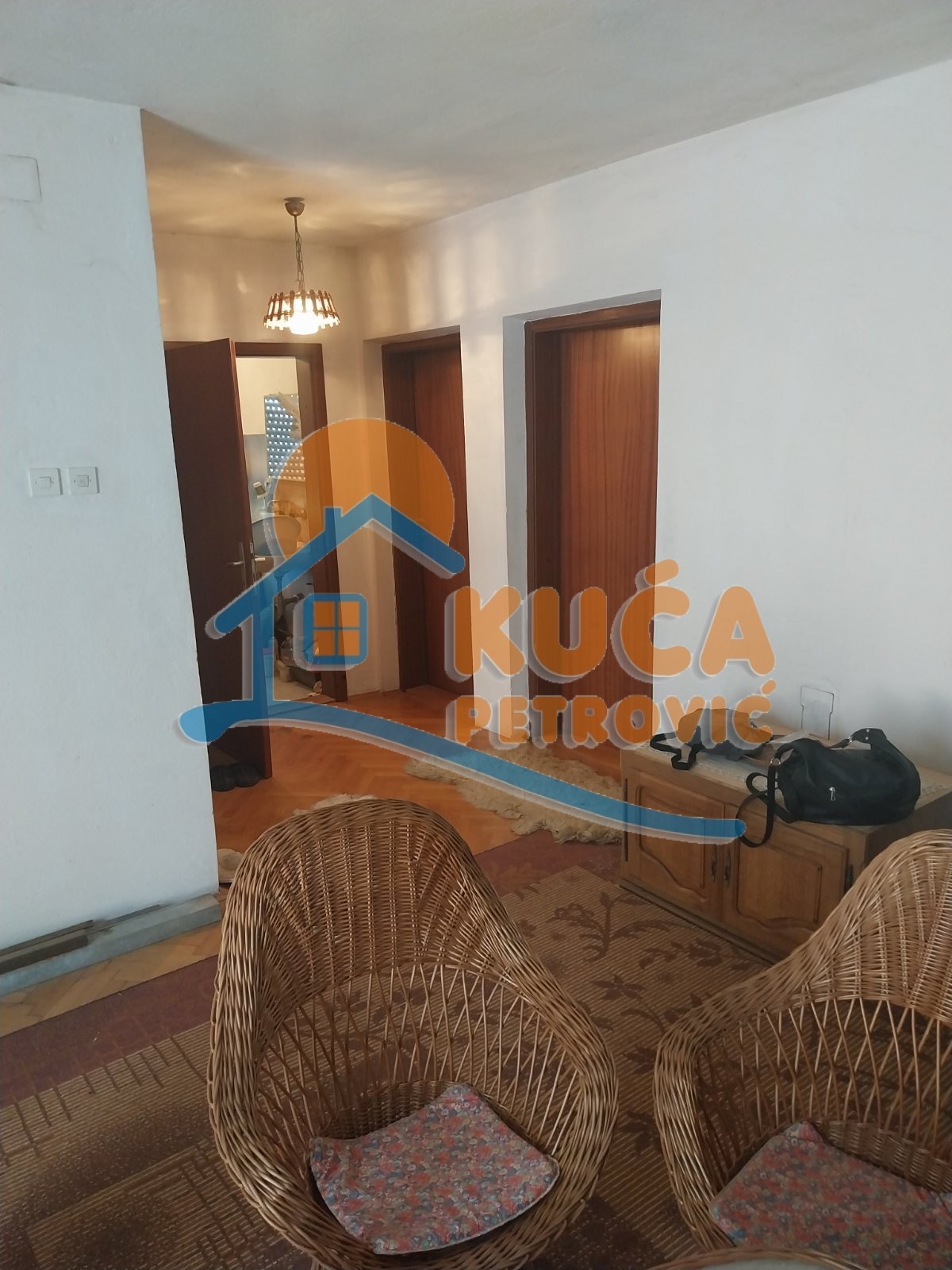 četvorosobna kuća, 283 m2, Njegoševa ID: p-010999 19