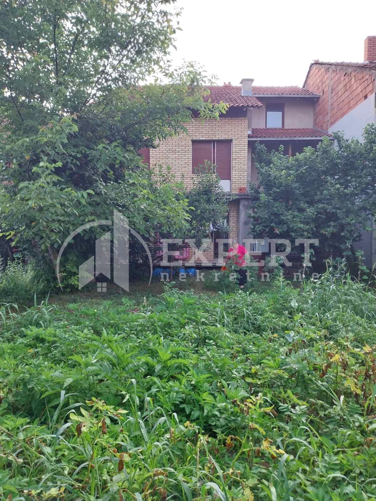 četvorosobna kuća, 283 m2, Njegoševa ID: p-010999 4