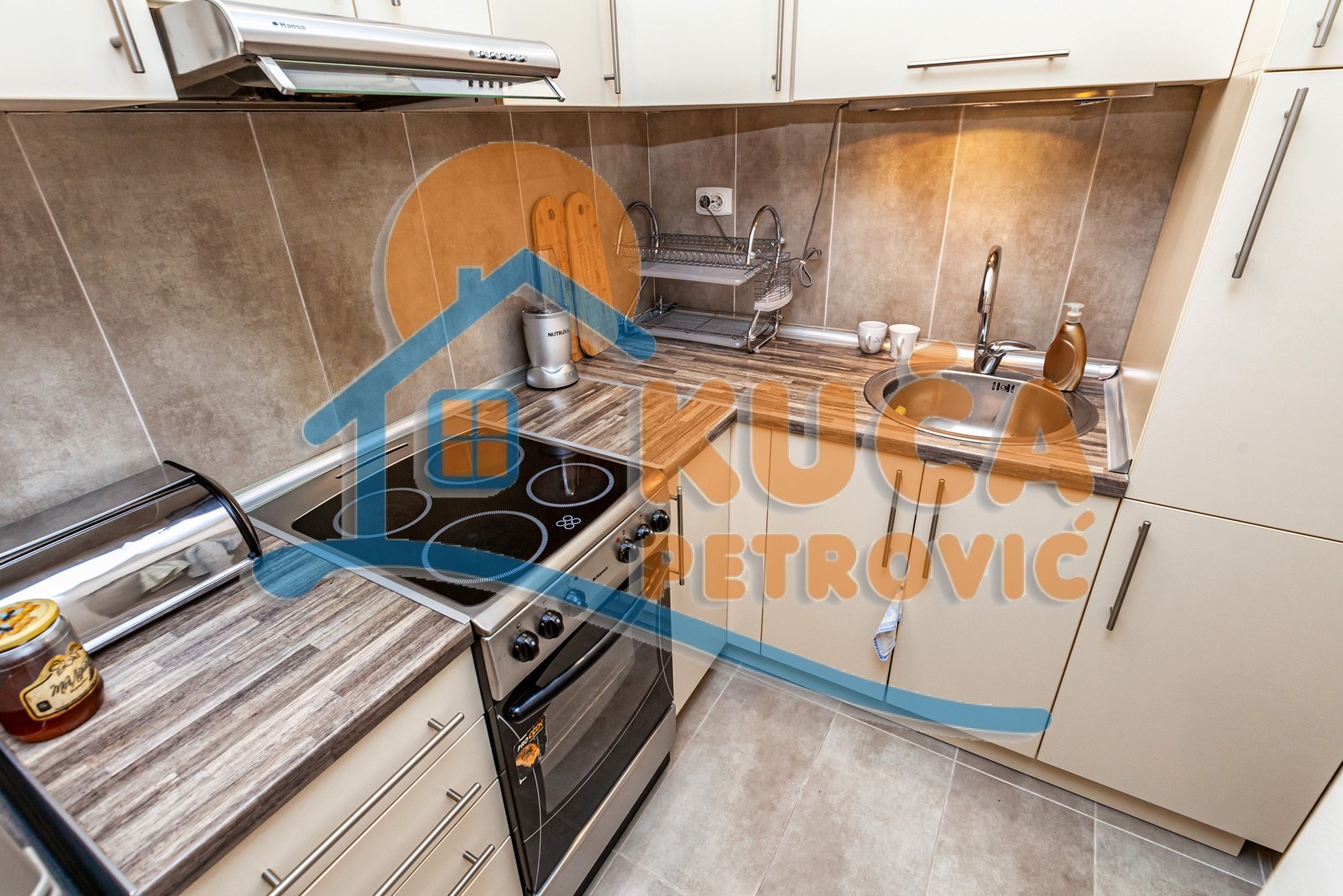 četvorosobna kuća, 290 m2, Palilula, Vase Smajevića ID: p-07179 2