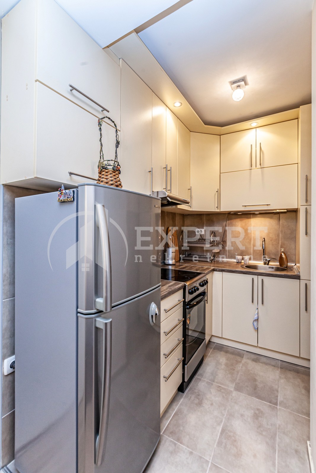četvorosobna kuća, 290 m2, Palilula, Vase Smajevića ID: p-07179 1