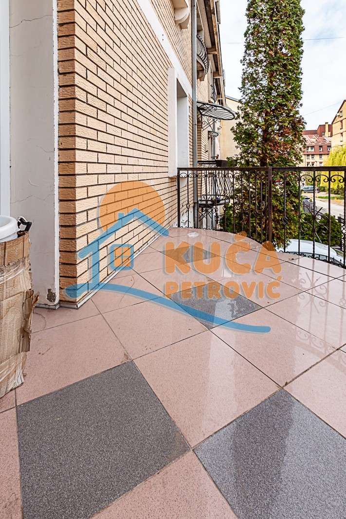 četvorosobna kuća, 292 m2, Trošarina, Pavla Jurišića Šturma ID: p-011147 5